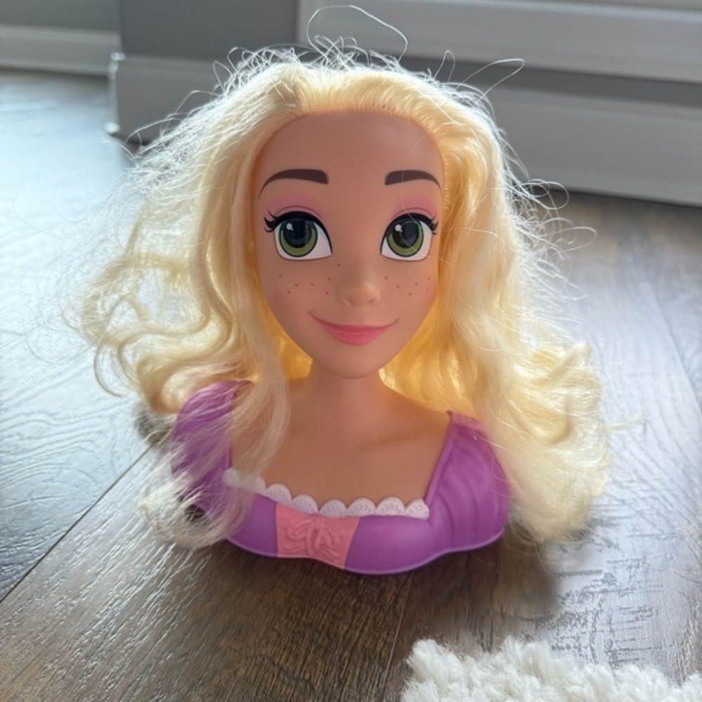 Rapunzel Styling Head - Blonde and Purple